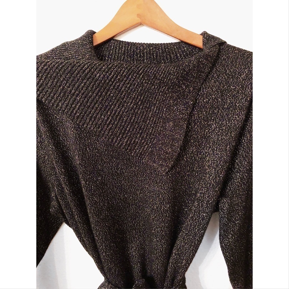 Jaclyn Smith embellished metallic sweater nwot - Picture 4 of 6
